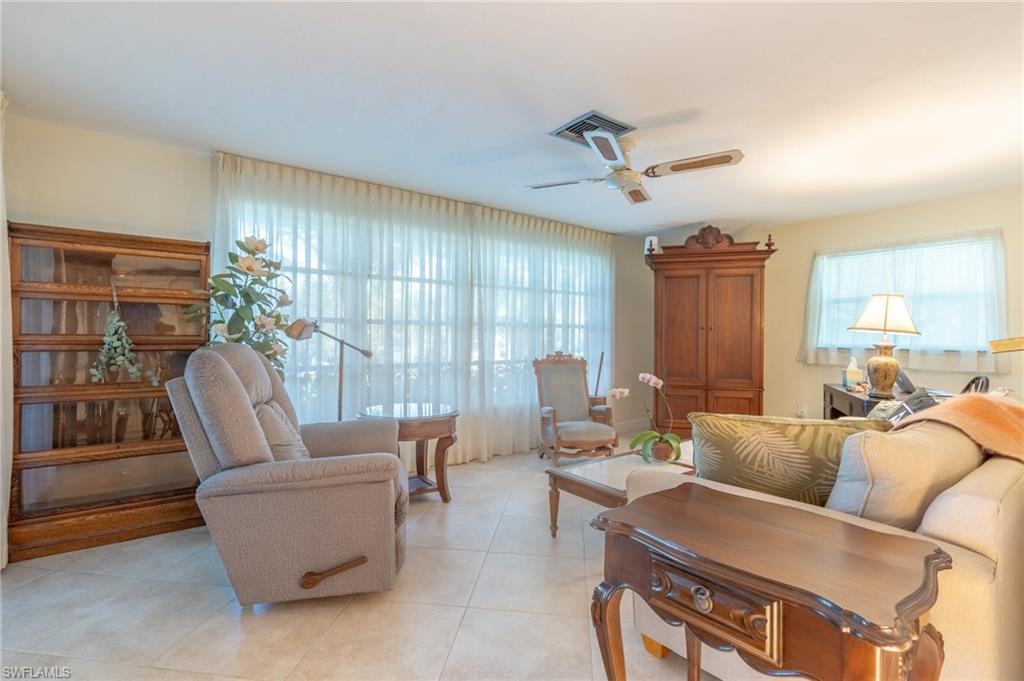 AQUALANE SHORES - Residential