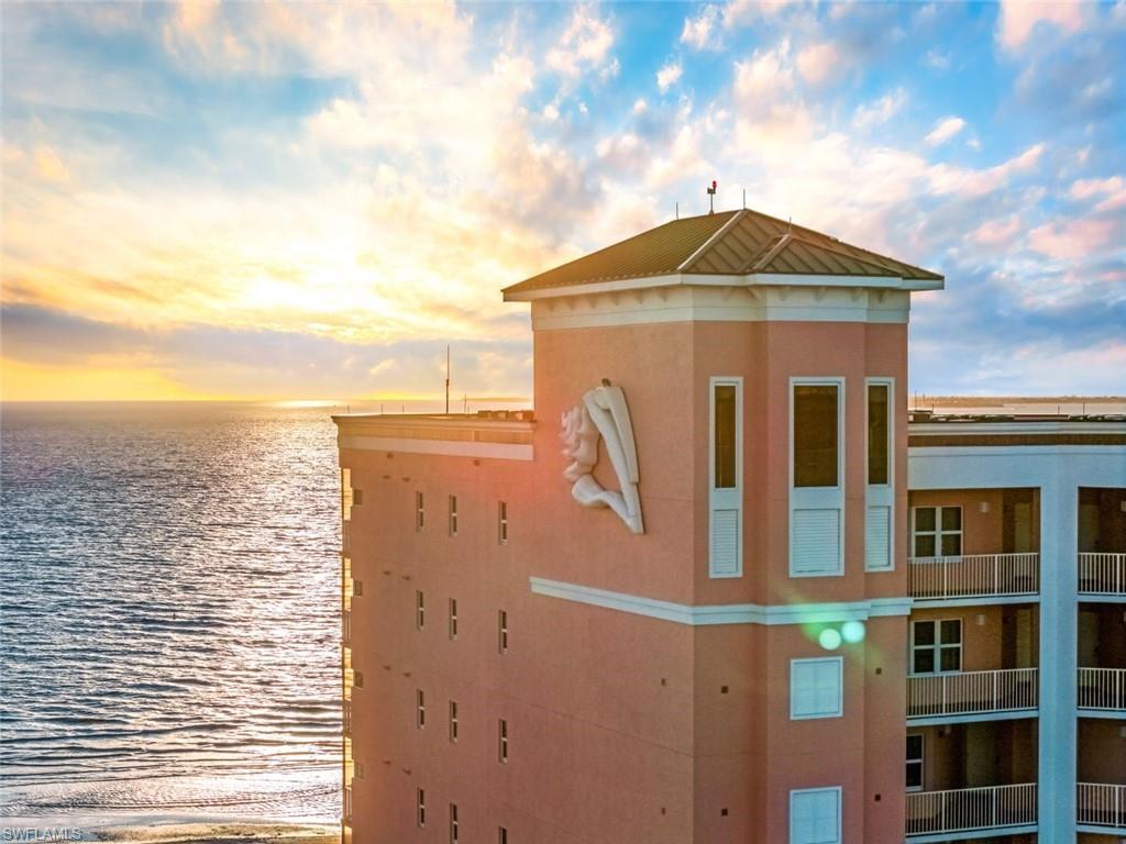 WHITE SAND VILLAS - Residential