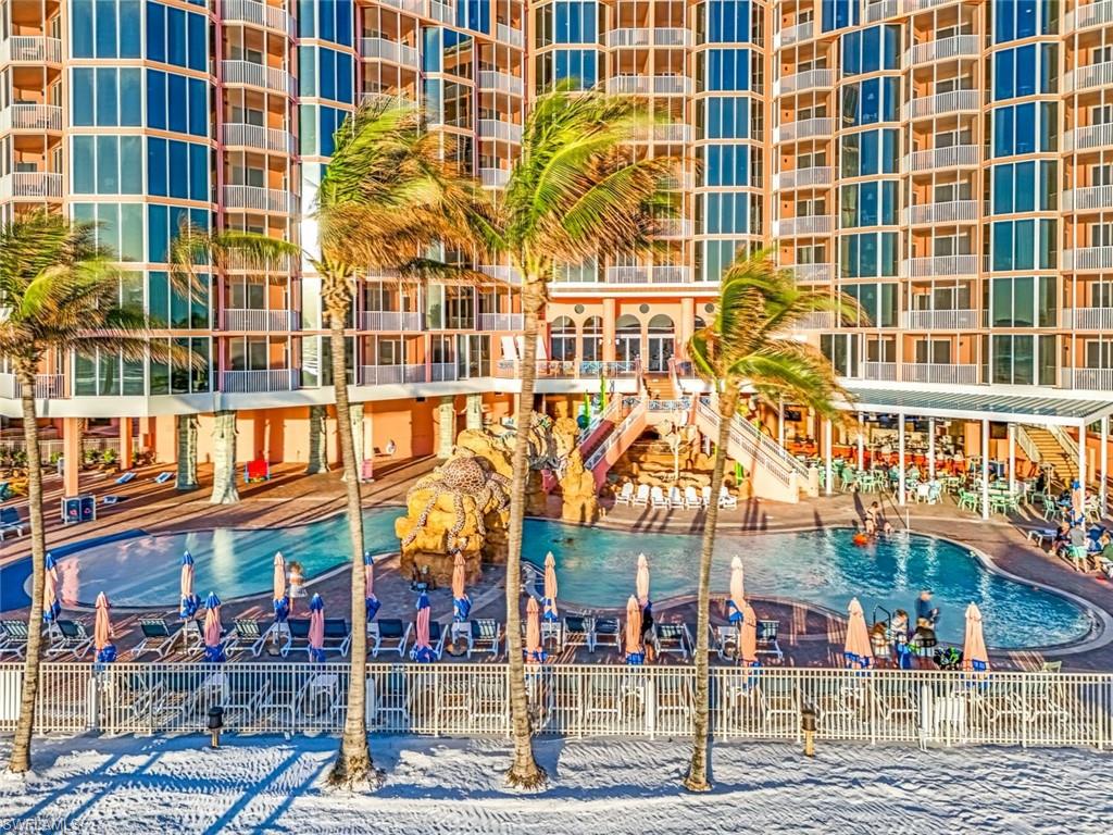 WHITE SAND VILLAS - Residential