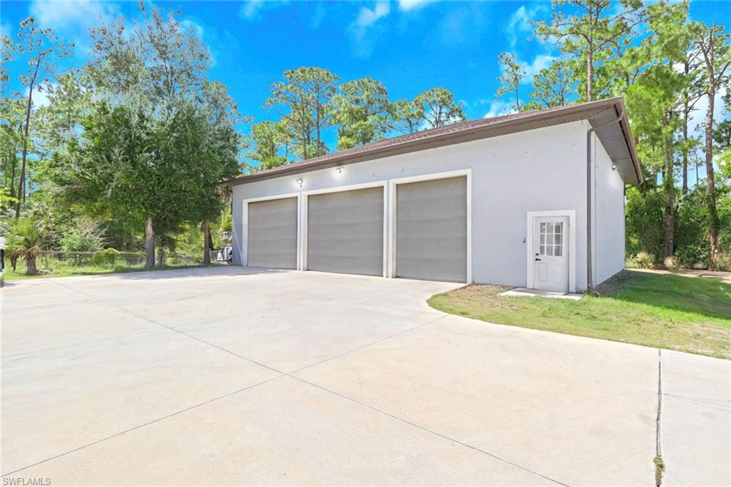 GOLDEN GATE ESTATES - Residential
