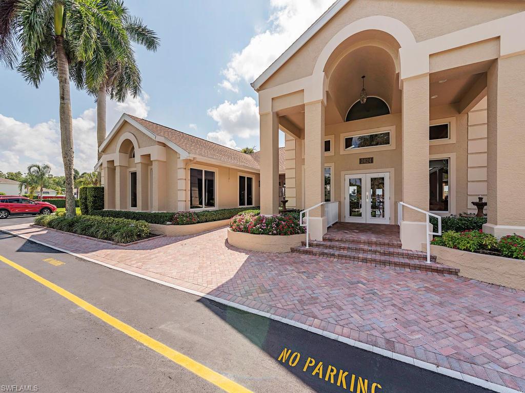 CROWN POINTE EAST - Residential