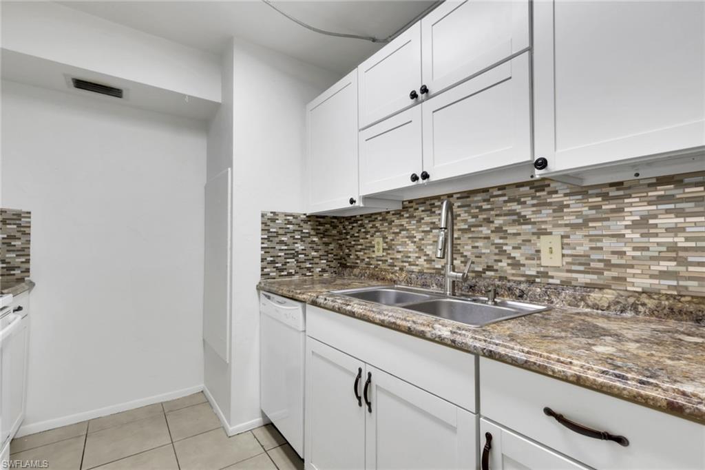 VILLA CAPRI CONDOMINIUM - Residential
