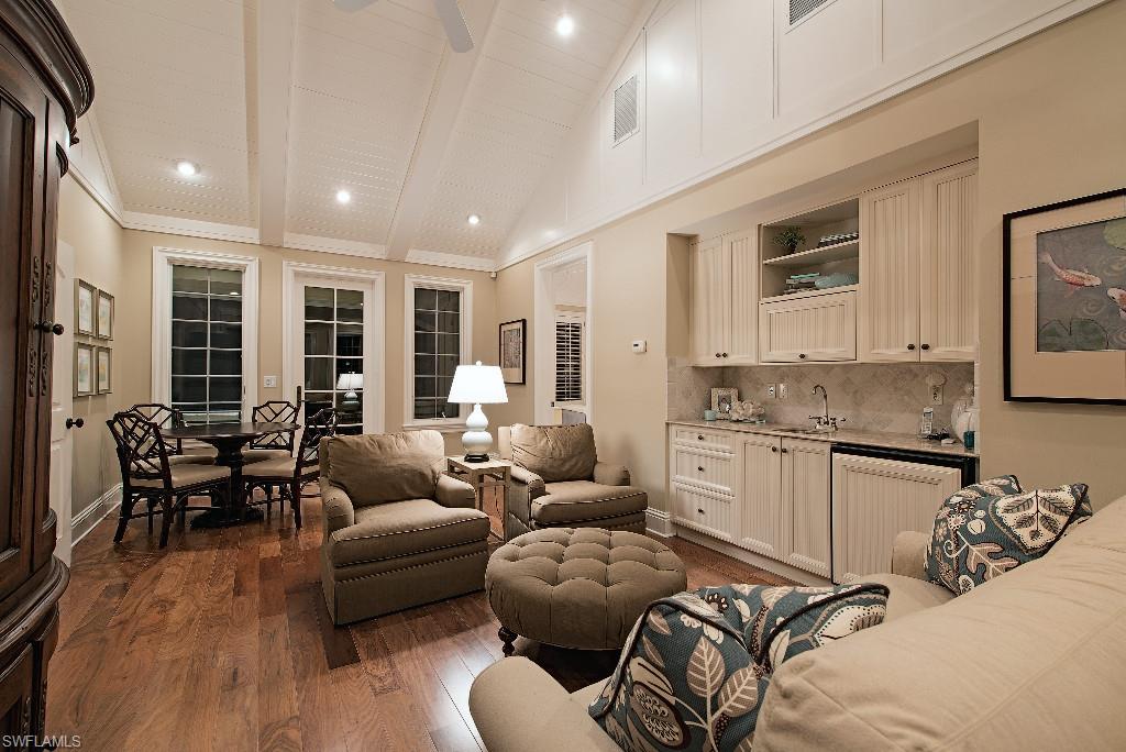 OLDE NAPLES - Residential