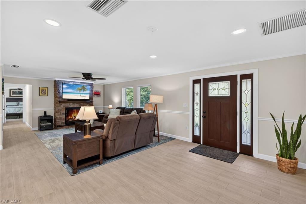 LOGAN WOODS - Residential