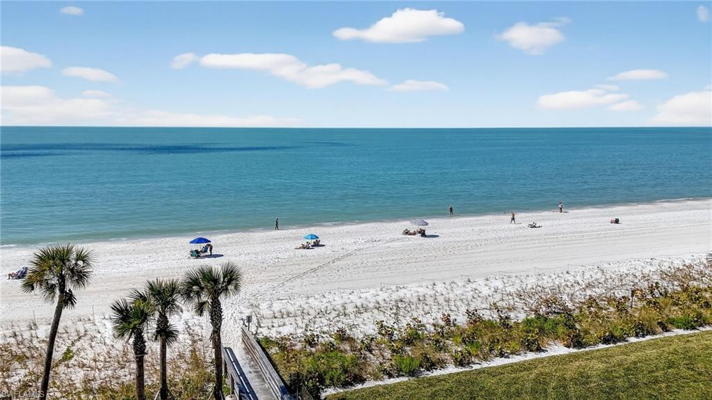 MANSIONS - Residential