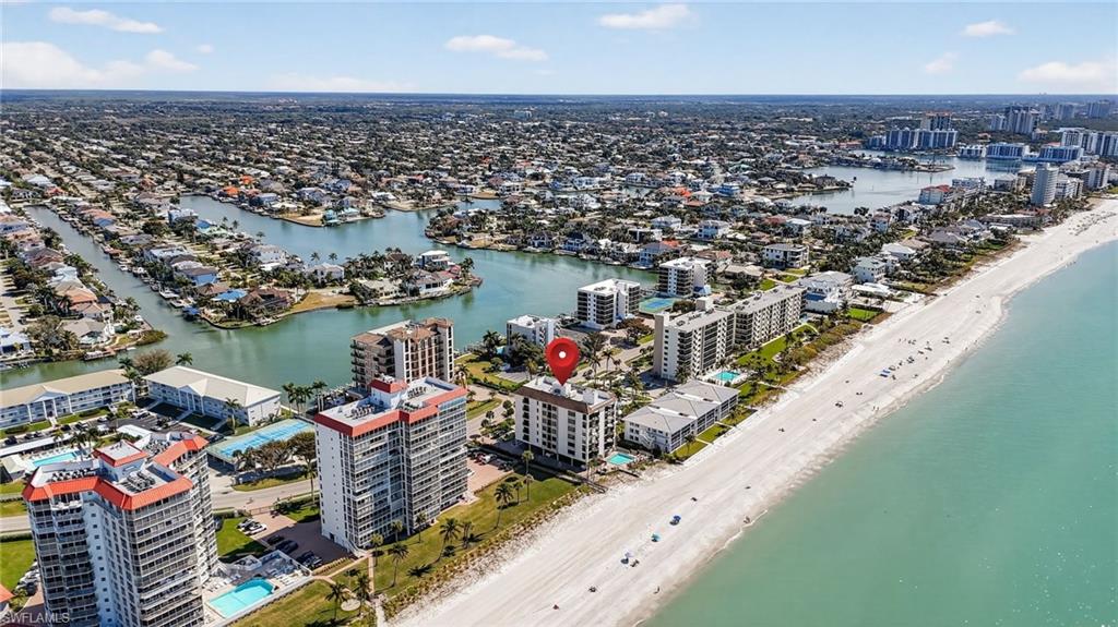 MANSIONS - Residential