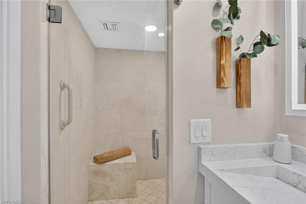 MANSIONS - Residential