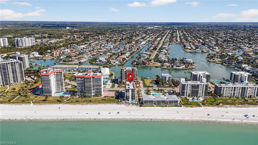 MANSIONS - Residential