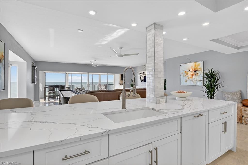 MANSIONS - Residential