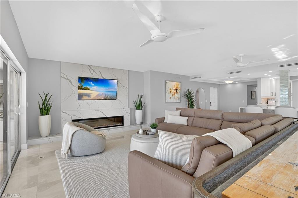 MANSIONS - Residential