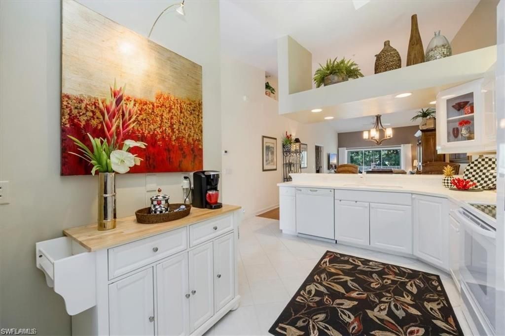 Photo of 14530 Red Fox RUN #212, NAPLES, FL 34110 (MLS # 226015418)