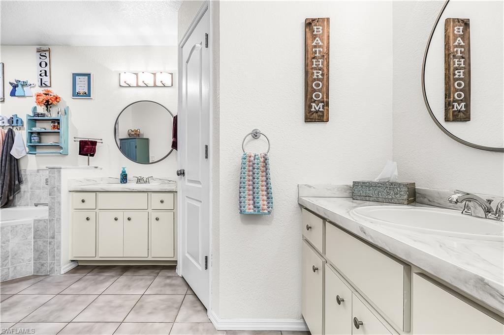 BURNT STORE MEADOWS - Residential