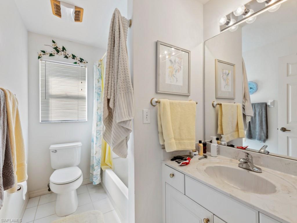 CROWN POINTE VILLAS - Residential