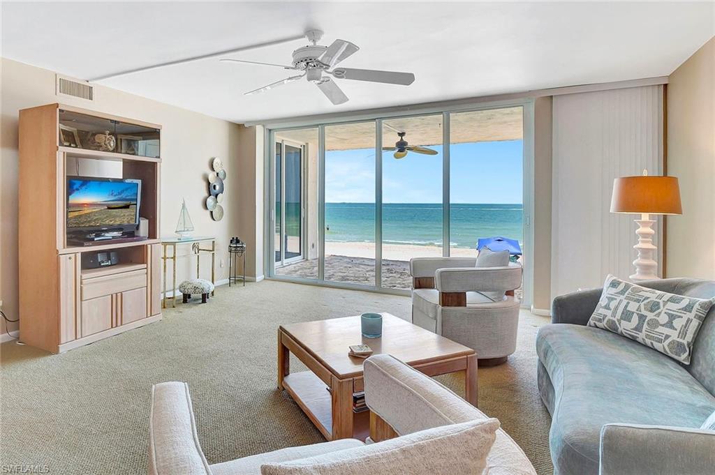 DIPLOMAT - Residential Lease