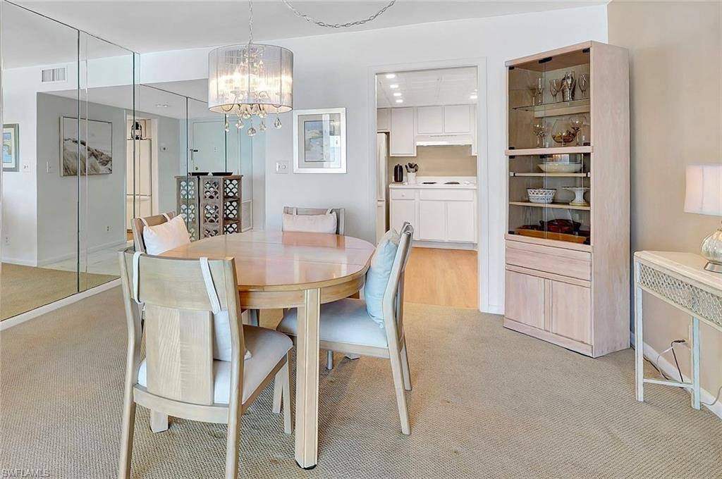 DIPLOMAT - Residential Lease