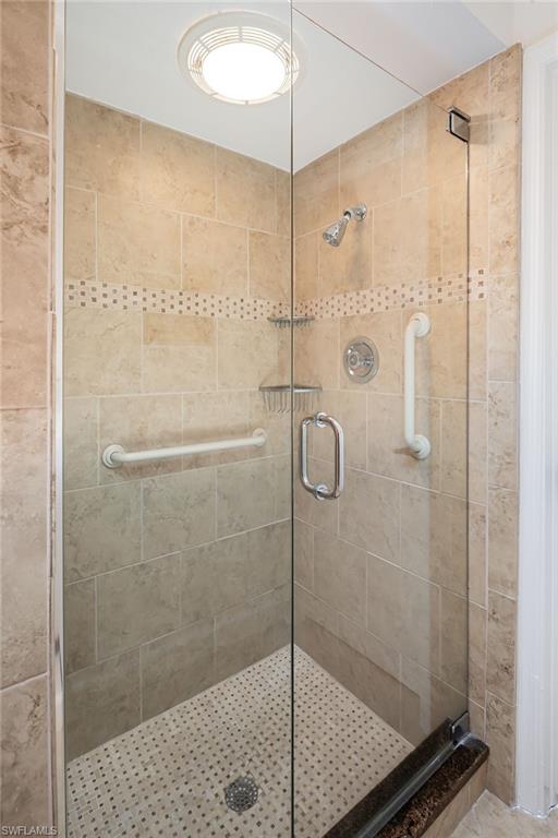 PARK SHORE - Residential