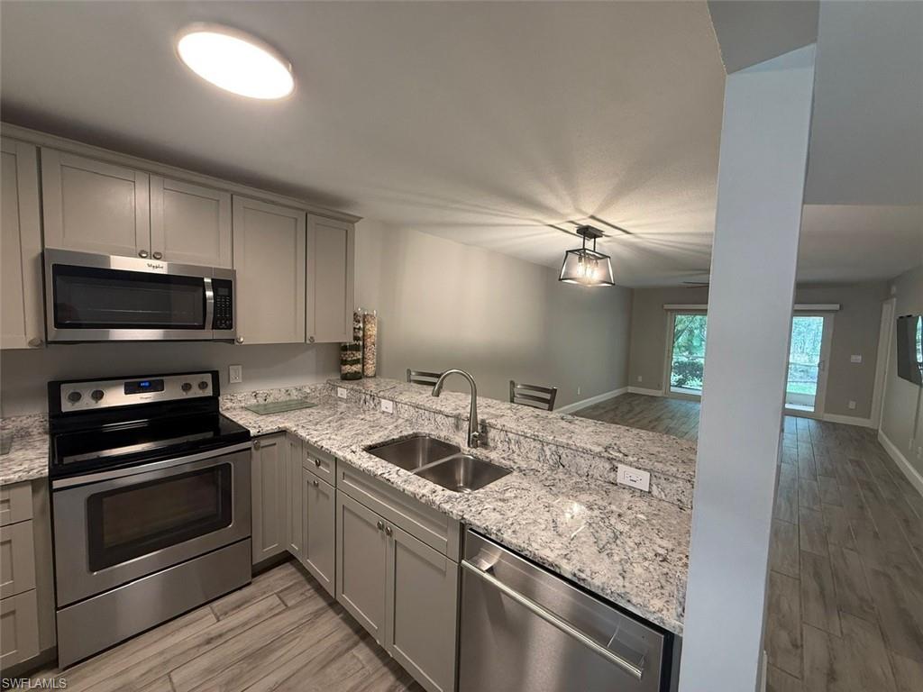 WOODMERE RACQUET CLUB - Residential Lease