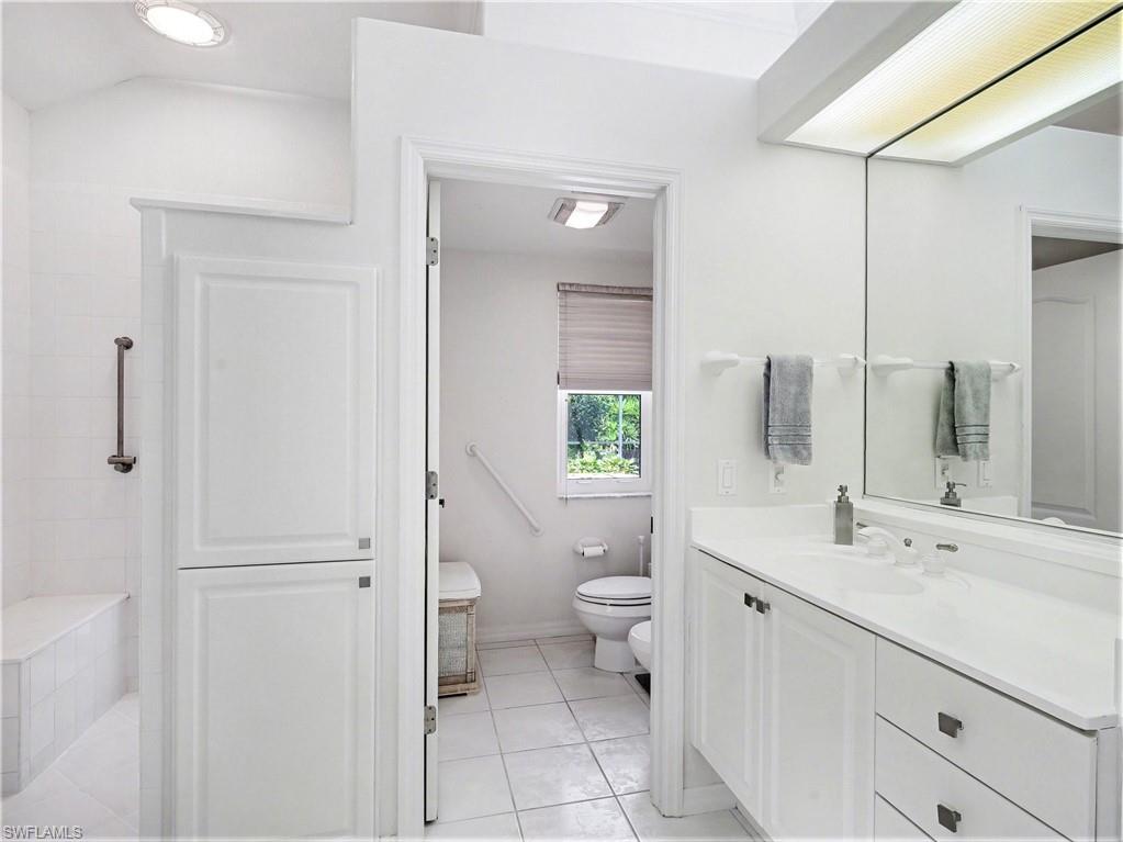 RIVERWOOD - Residential