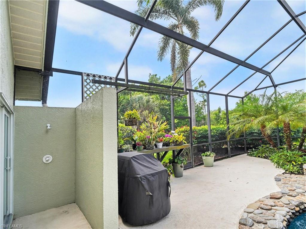 RIVERWOOD - Residential