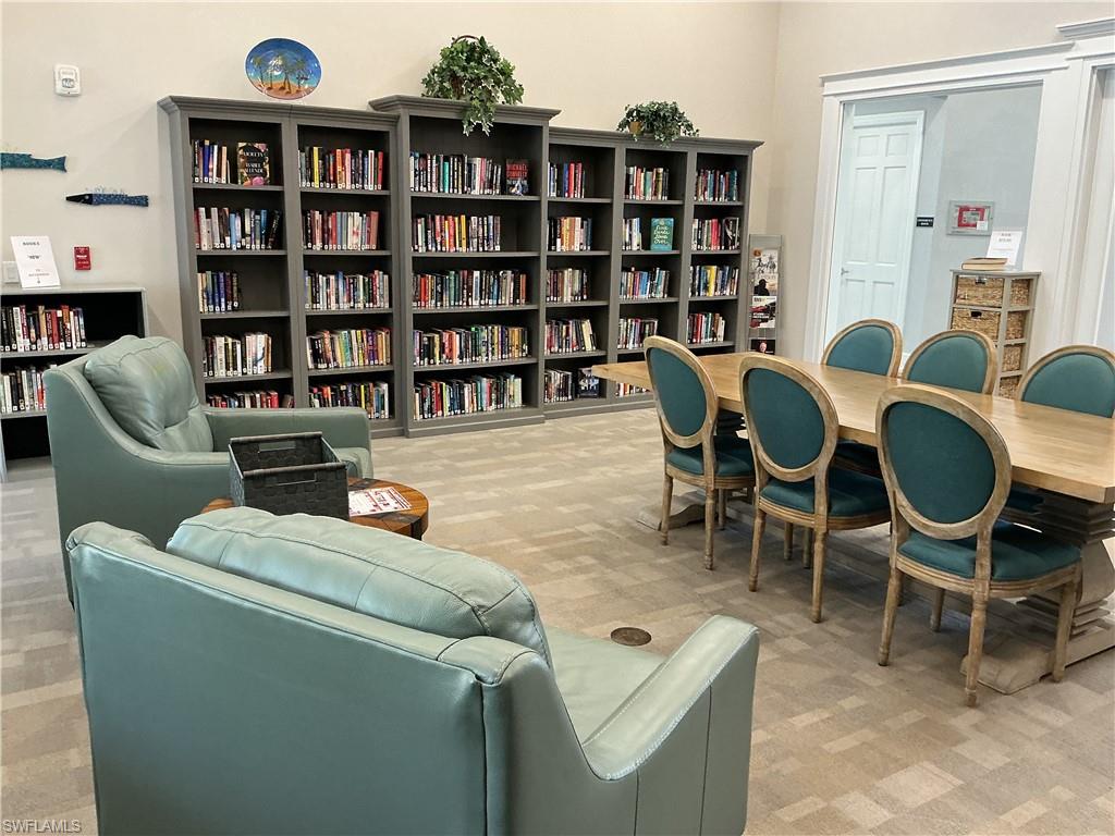 RIVERWOOD - Residential