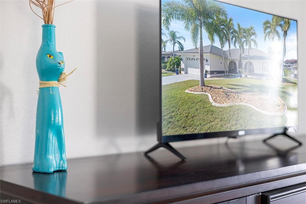 CAPE CORAL - Residential Lease