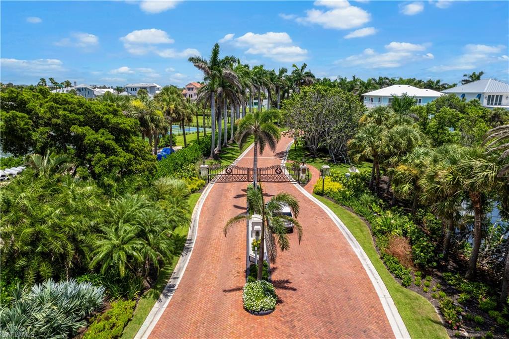 SOUTHPORT ON THE BAY - Residential