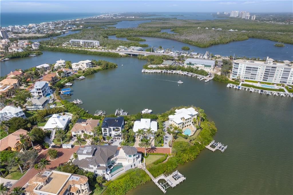 SOUTHPORT ON THE BAY - Residential