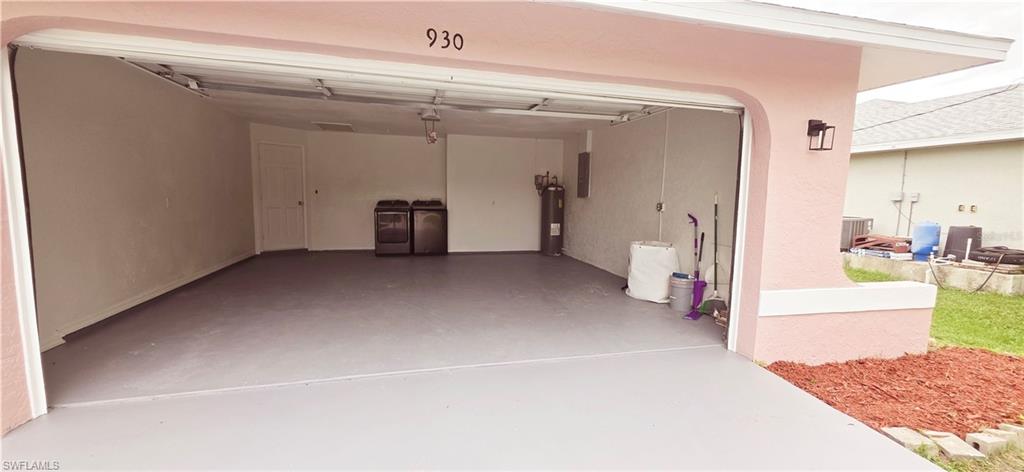 CAPE CORAL - Residential Lease