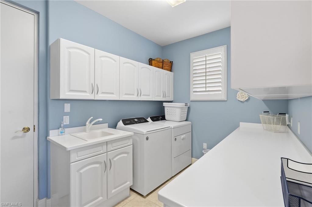 AVELLINO ISLES - Residential