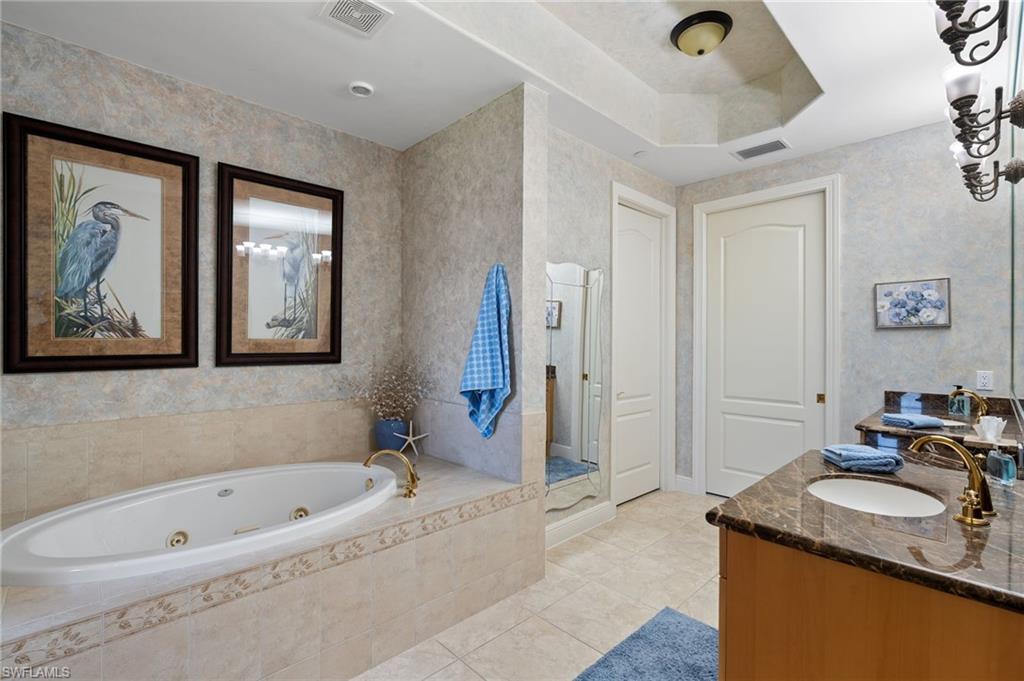 AVELLINO ISLES - Residential