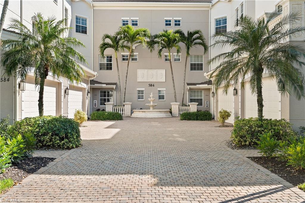 AVELLINO ISLES - Residential