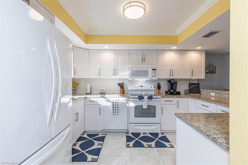 FOUNTAINS II - Residential