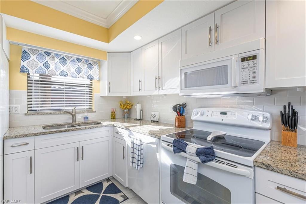 FOUNTAINS II - Residential