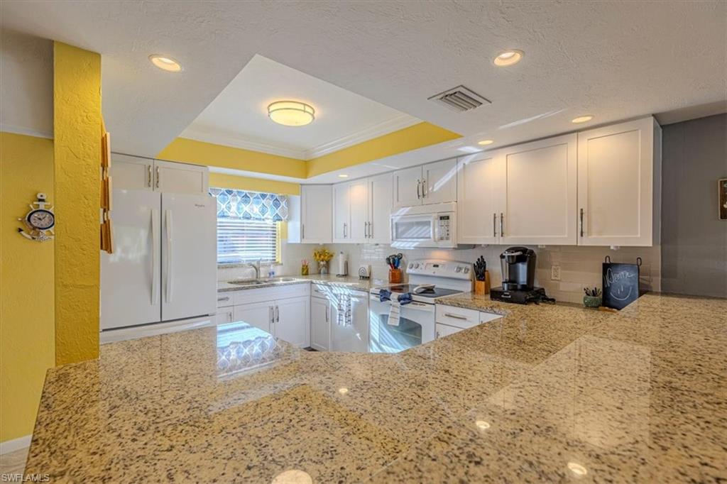 FOUNTAINS II - Residential