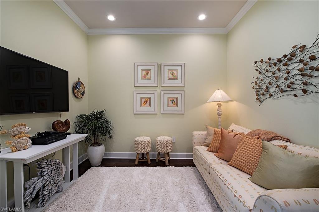 SOUTH SHORE ESTATES - Residential