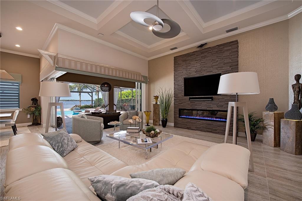 SOUTH SHORE ESTATES - Residential