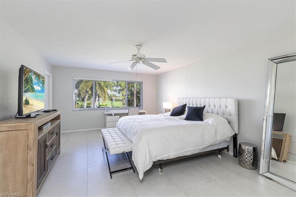 GLADES COUNTRY CLUB - Residential