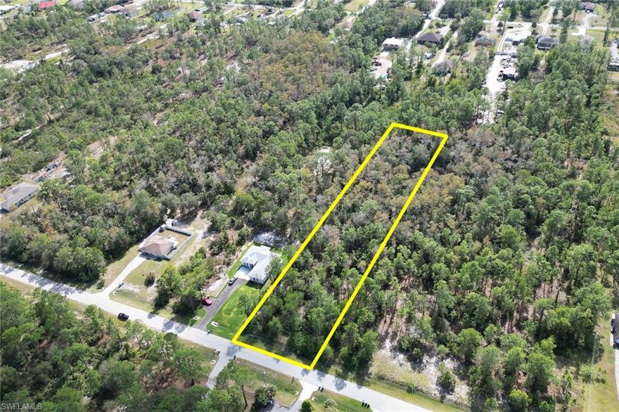 Spacious 1.14-acre residential lot, surrounded by nature. Untouched and ready for your dream home. Mature trees provide a natural backdrop. Seize the opportunity to build your ideal home within this fast growing community of Golden Gate Estates!