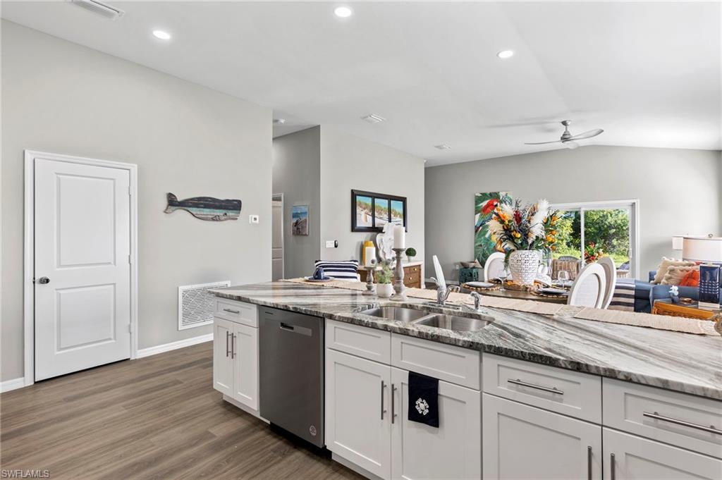 CAPE CORAL - Residential Lease