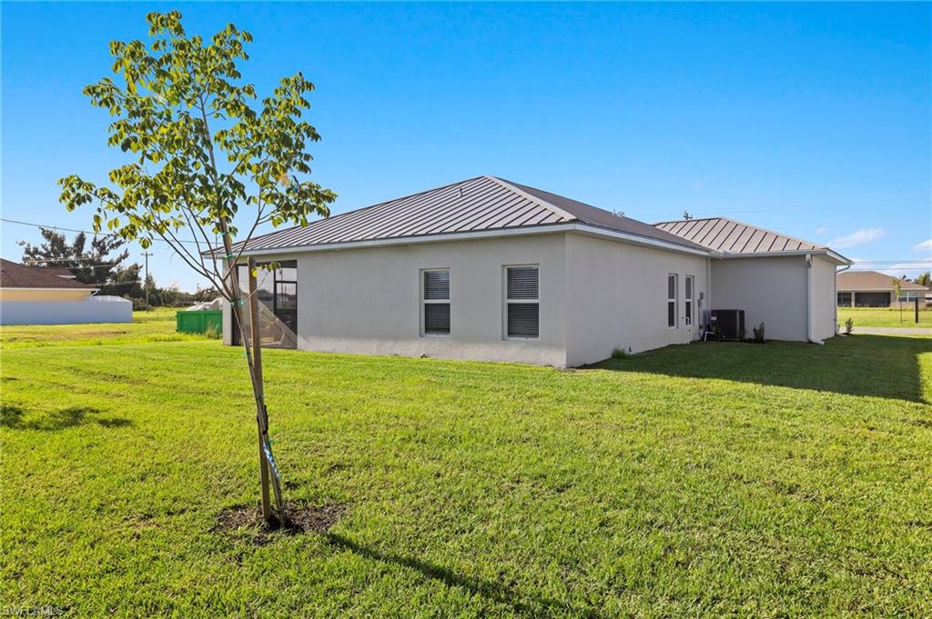 CAPE CORAL - Residential Lease