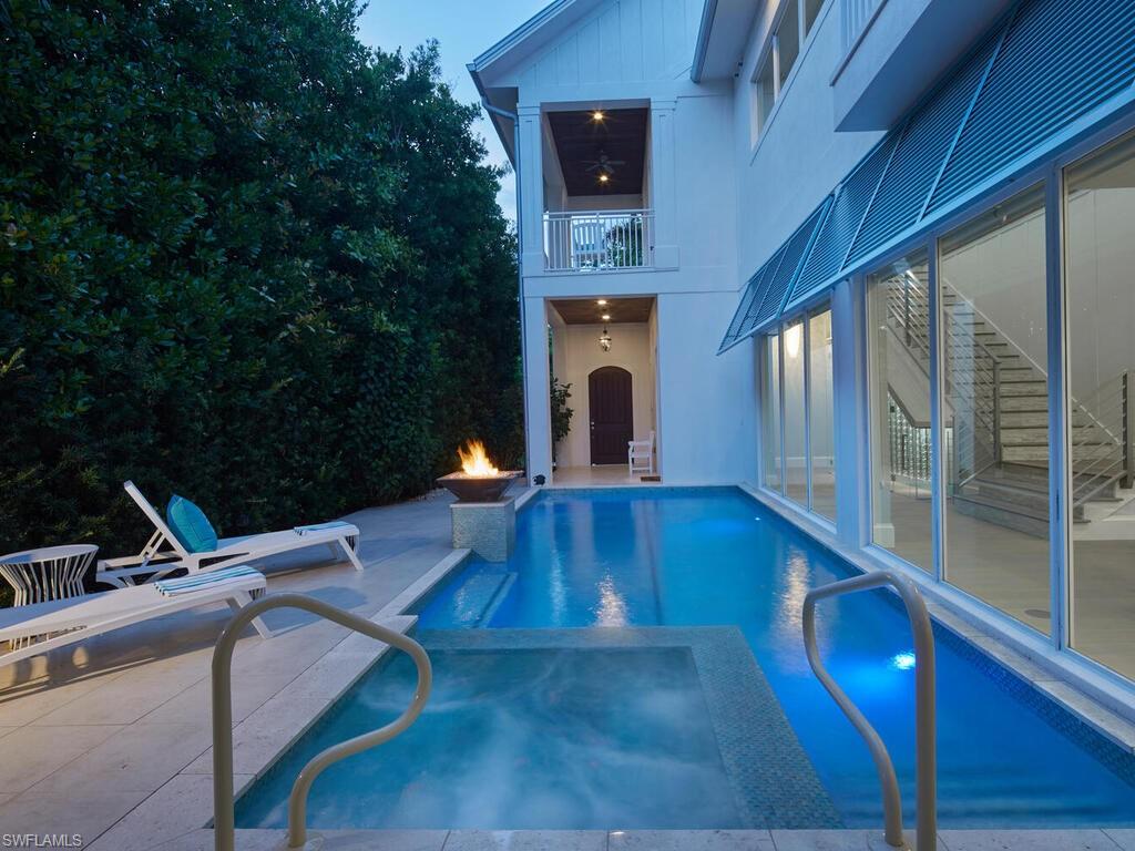 OLDE NAPLES - Residential