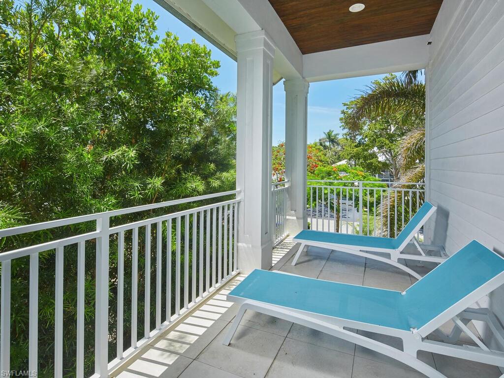 OLDE NAPLES - Residential