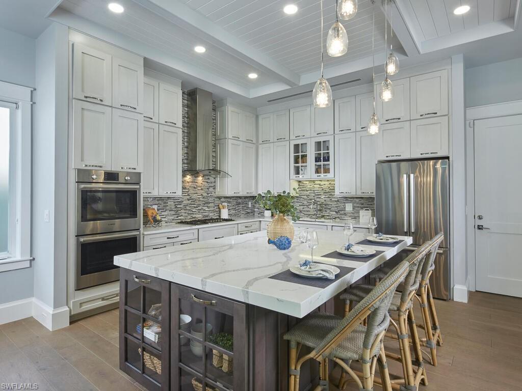 OLDE NAPLES - Residential