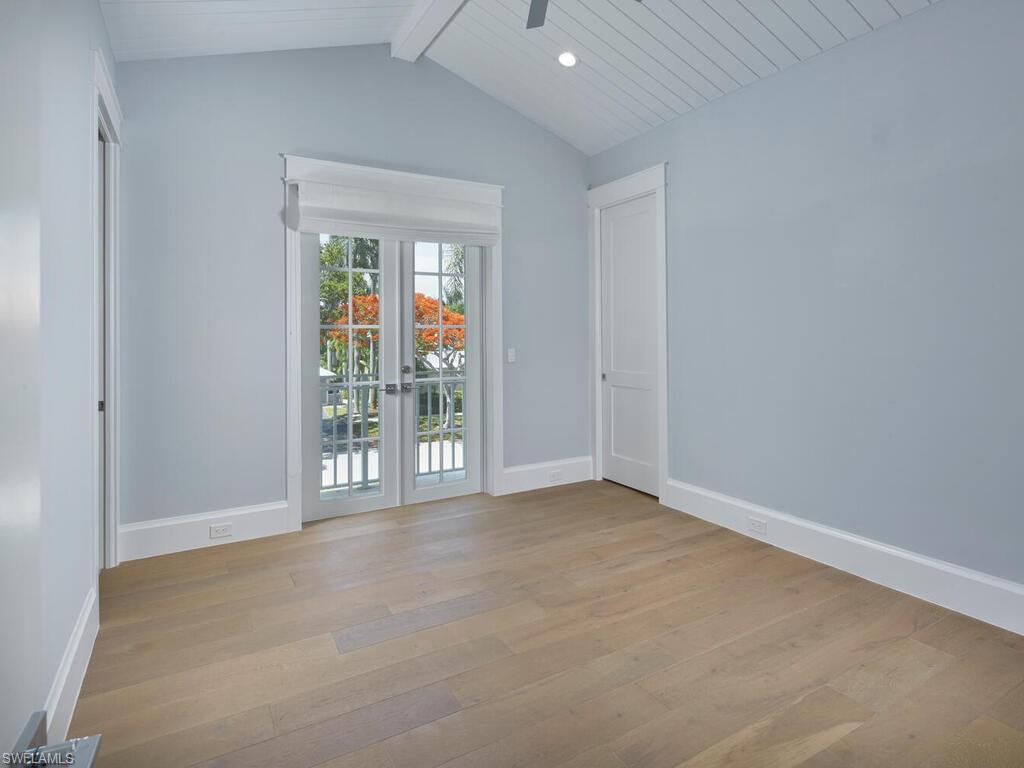 OLDE NAPLES - Residential