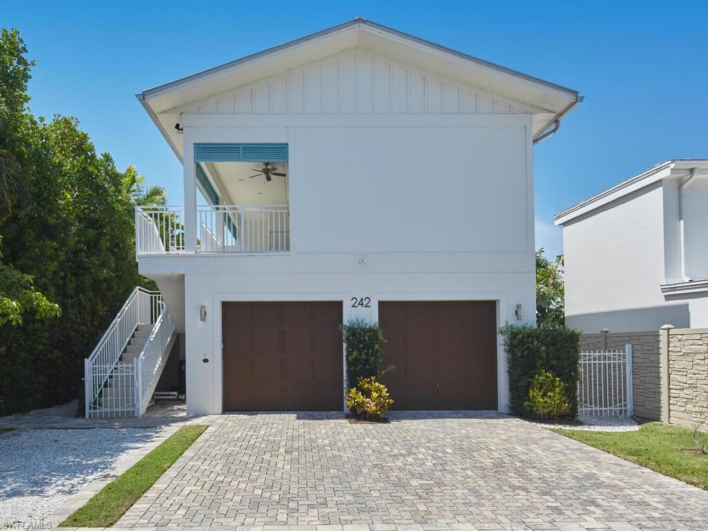 OLDE NAPLES - Residential