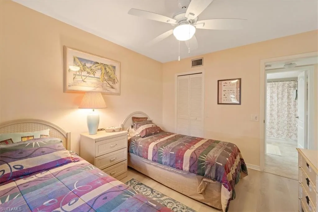 Naples, Florida 34104, United States, 2 Bedrooms Bedrooms, ,2 BathroomsBathrooms,Residential,Active,32576