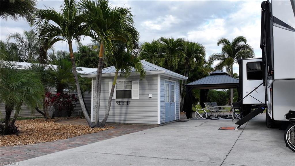 CYPRESS WOODS RV RESORT - Land