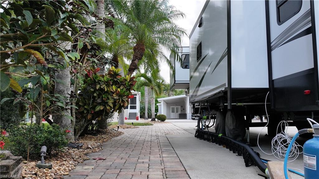 CYPRESS WOODS RV RESORT - Land