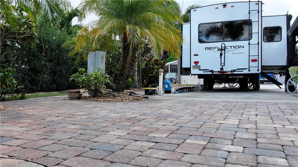 CYPRESS WOODS RV RESORT - Land