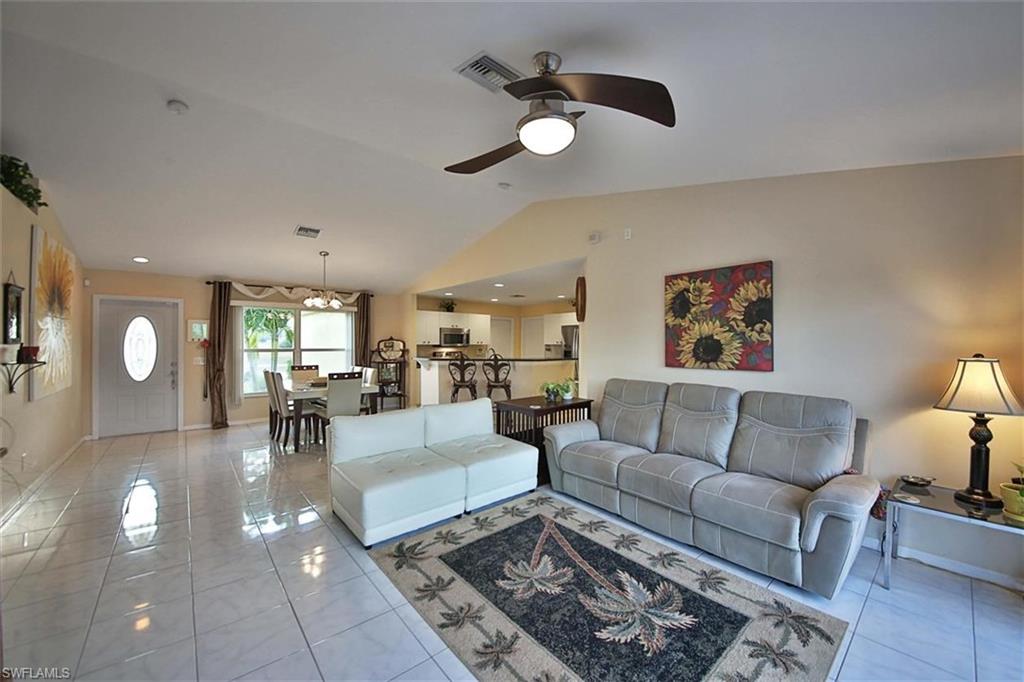 GATOR CIRCLE - Residential